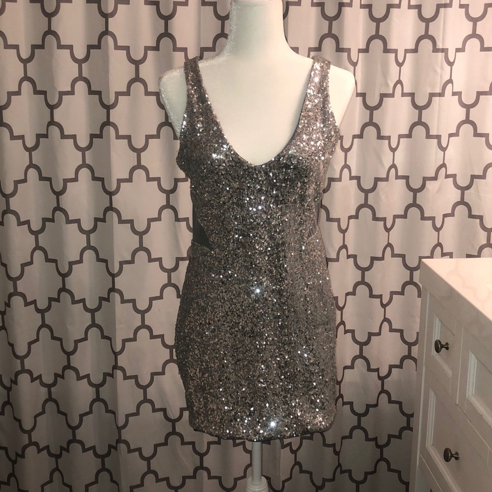 ✨BeBe Sparkly Dress